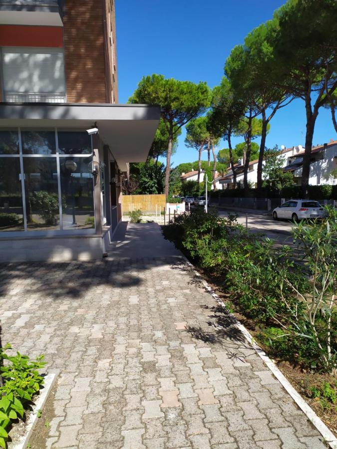 Hotel Madonna Del Pino 切尔维亚 外观 照片