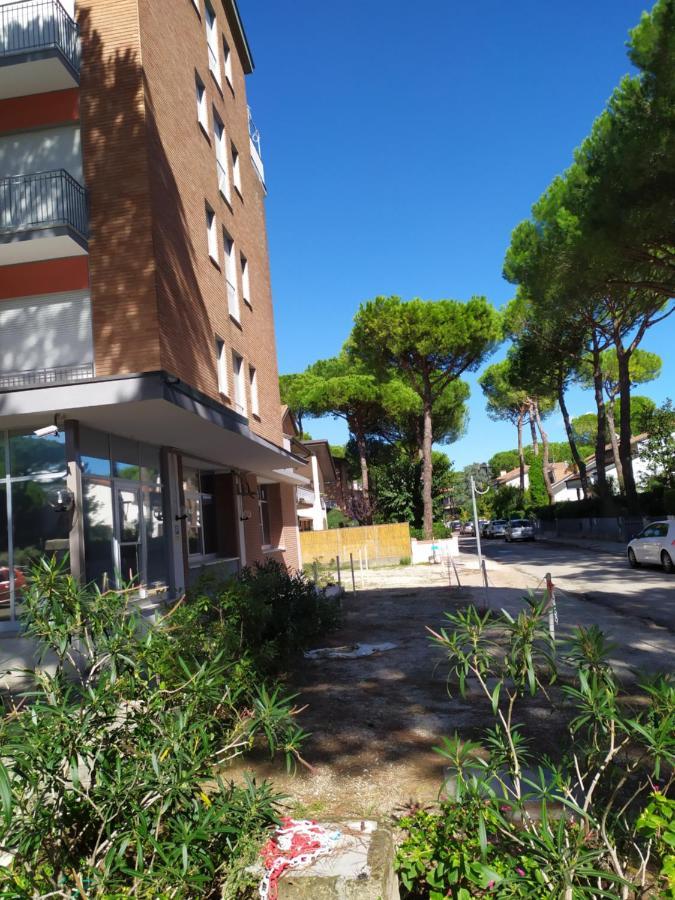 Hotel Madonna Del Pino 切尔维亚 外观 照片