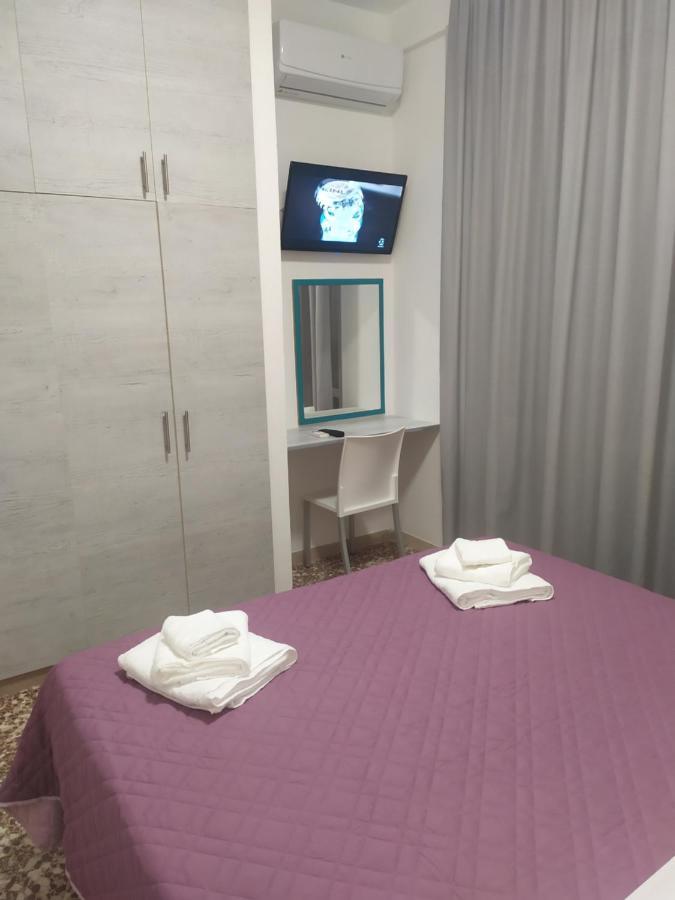 Hotel Madonna Del Pino 切尔维亚 外观 照片